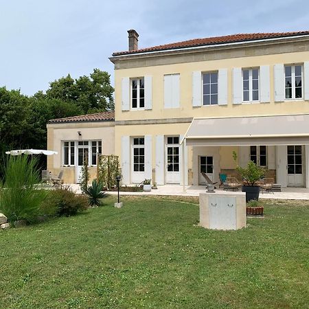 Batisse En Pierre XVII Siecle 115 M² Avec Terrasse Villa Ambares-et-Lagrave Eksteriør bilde