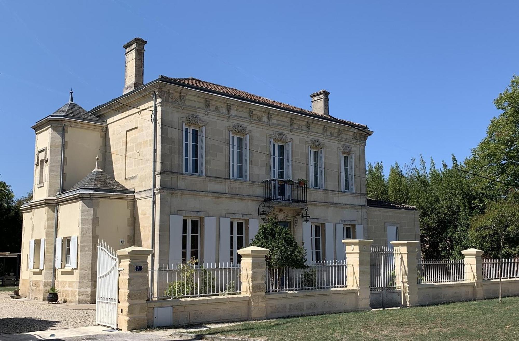 Batisse En Pierre XVII Siecle 115 M² Avec Terrasse Villa Ambares-et-Lagrave Eksteriør bilde