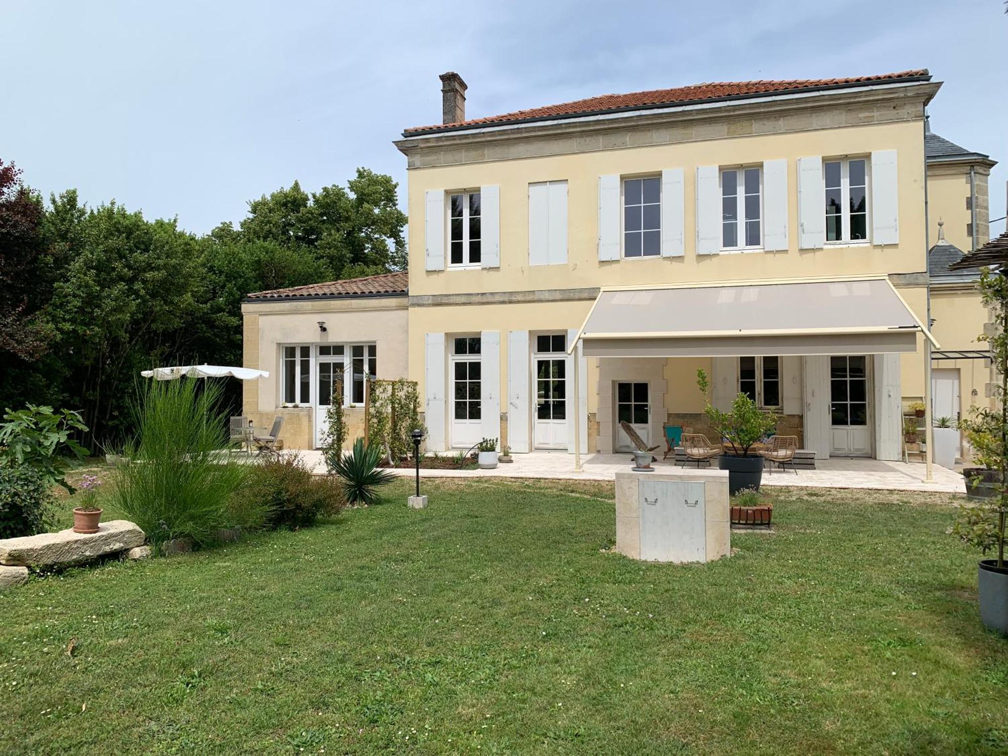 Batisse En Pierre XVII Siecle 115 M² Avec Terrasse Villa Ambares-et-Lagrave Eksteriør bilde